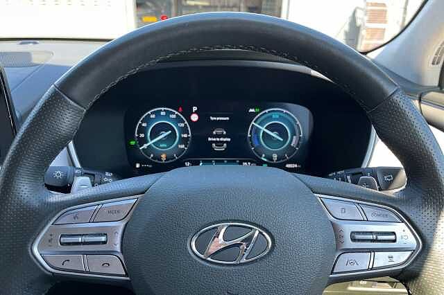 Hyundai SANTA FE 1.6 TGDi Hybrid Ultimate 5dr Auto