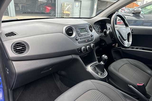 Hyundai i10 1.0 SE 5dr