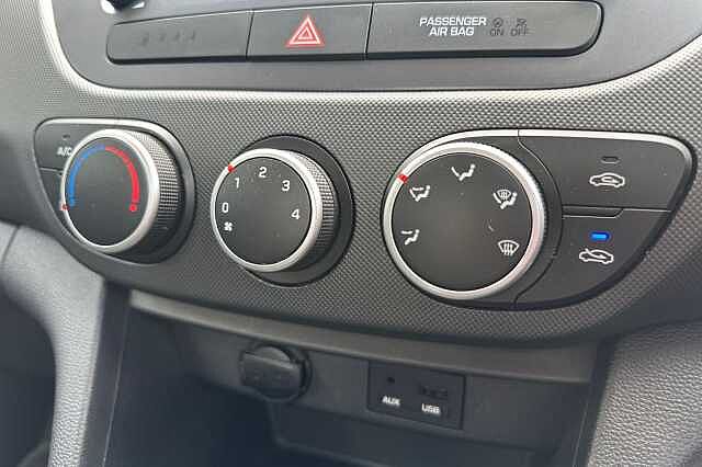 Hyundai i10 1.0 SE 5dr