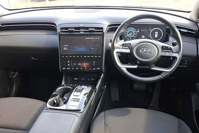 Hyundai TUCSON 1.6 TGDi Hybrid 230 Premium 5dr 2WD Auto Atlas White