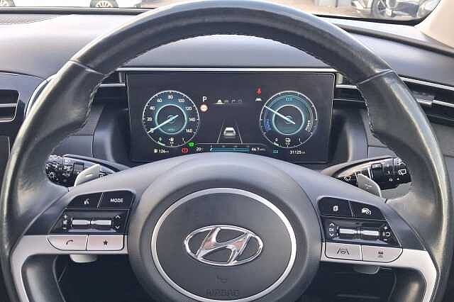 Hyundai TUCSON 1.6 TGDi Hybrid 230 Premium 5dr 2WD Auto Atlas White