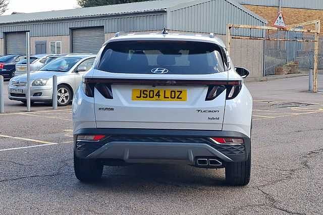 Hyundai TUCSON 1.6 TGDi Hybrid 230 Premium 5dr 2WD Auto Atlas White