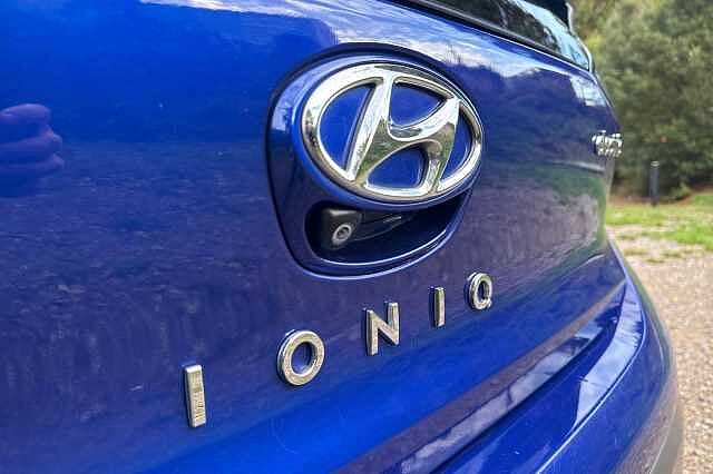 Hyundai IONIQ 100kW Premium 38kWh 5dr Auto