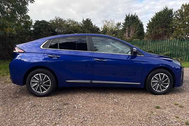 Hyundai IONIQ 100kW Premium 38kWh 5dr Auto