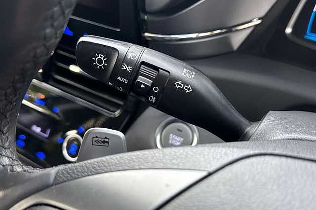 Hyundai IONIQ 100kW Premium 38kWh 5dr Auto