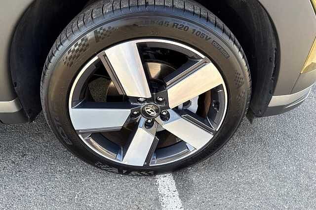 Hyundai SANTA FE 1.6 TGDi Plug-in Hybrid Premium 5dr 4WD Auto Green