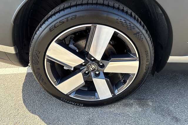 Hyundai SANTA FE 1.6 TGDi Plug-in Hybrid Premium 5dr 4WD Auto Green