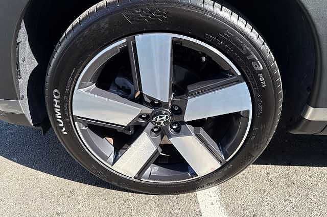 Hyundai SANTA FE 1.6 TGDi Plug-in Hybrid Premium 5dr 4WD Auto Green