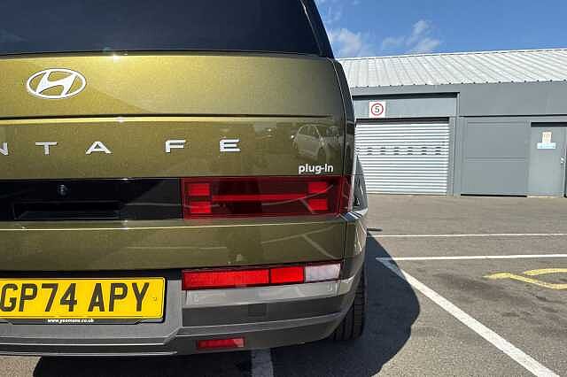 Hyundai SANTA FE 1.6 TGDi Plug-in Hybrid Premium 5dr 4WD Auto Green