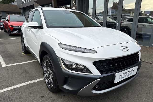 Hyundai KONA 1.6 GDi Hybrid Premium 5dr DCT White