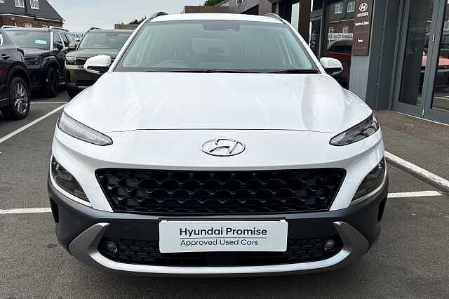 Hyundai KONA 1.6 GDi Hybrid Premium 5dr DCT White