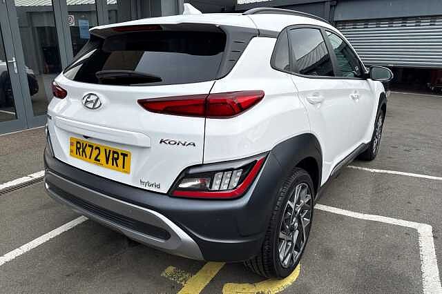 Hyundai KONA 1.6 GDi Hybrid Premium 5dr DCT White