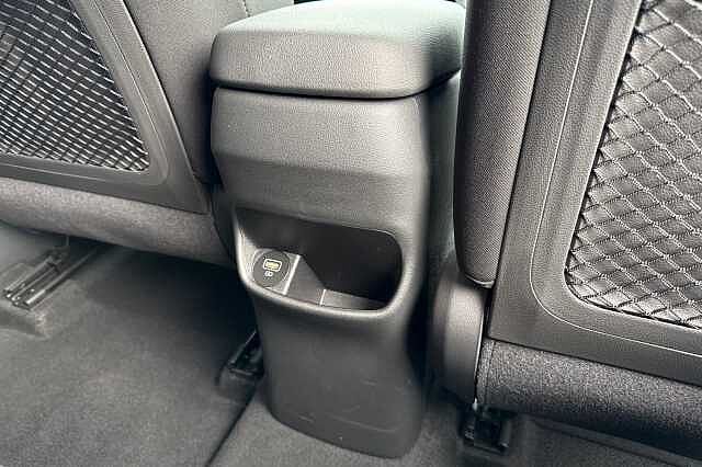 Hyundai KONA 1.6 GDi Hybrid Premium 5dr DCT White