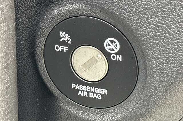 Hyundai KONA 1.6 GDi Hybrid Premium 5dr DCT White