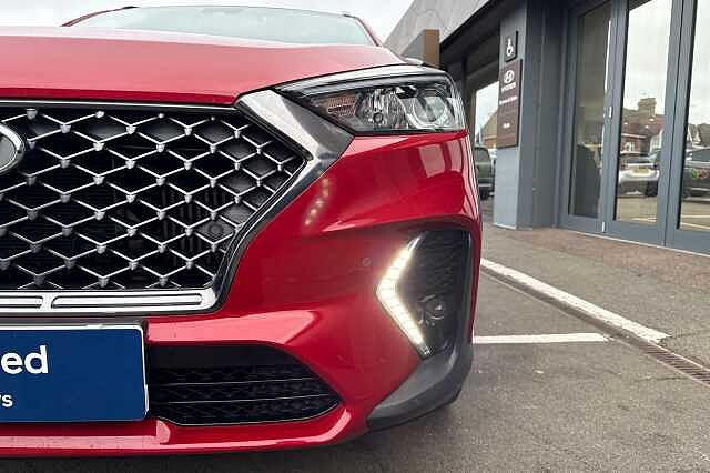 Hyundai TUCSON 1.6 TGDi 177 N Line 5dr 2WD DCT Red