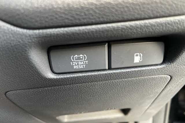 Hyundai IONIQ 1.6 GDi Hybrid SE 5dr DCT