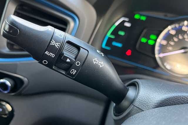 Hyundai IONIQ 1.6 GDi Hybrid SE 5dr DCT