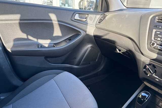 Hyundai i20 1.4 SE 5dr Auto