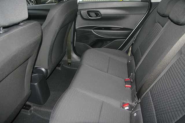 Hyundai I20 1.0 T-GDi 100ps SE Connect 48 Volt Hybrid White