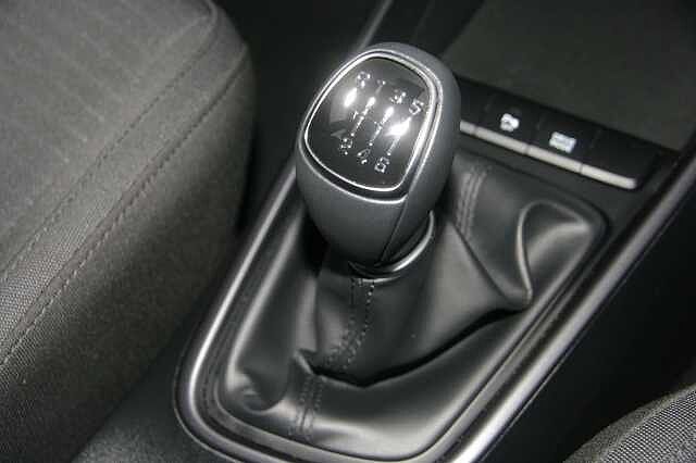 Hyundai I20 1.0 T-GDi 100ps SE Connect 48 Volt Hybrid White