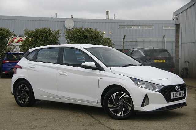 Hyundai I20 1.0 T-GDi 100ps SE Connect 48 Volt Hybrid White