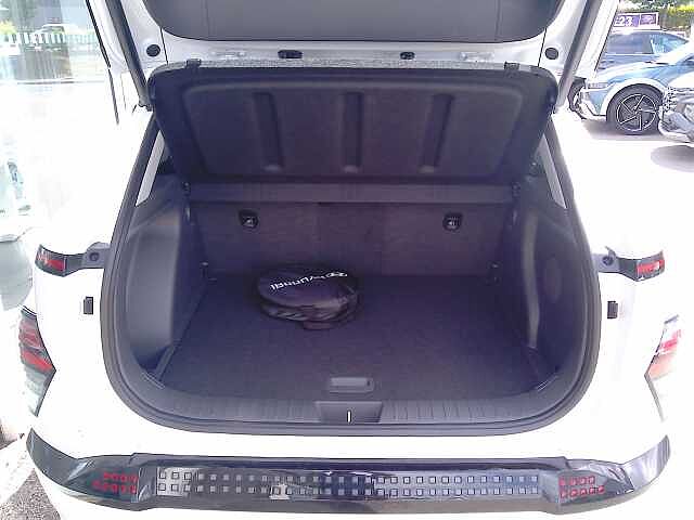 Hyundai KONA E (218ps) Ultimate Atlas White