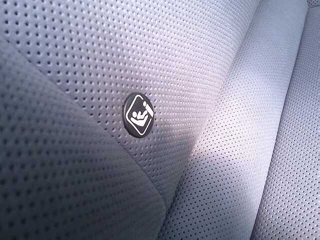 Hyundai KONA E (218ps) Ultimate Atlas White