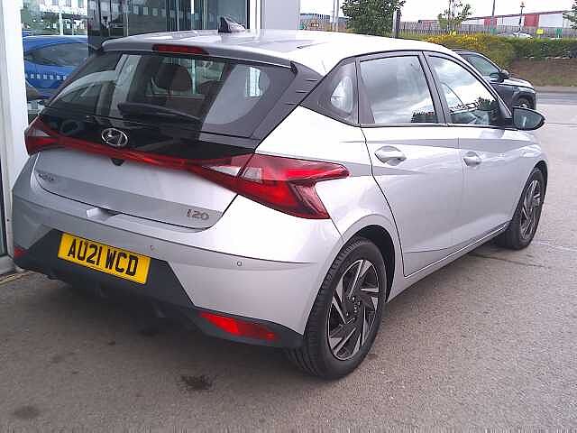 Hyundai I20 1.0 T-GDi 100ps SE Connect 48 Volt Hybrid Sleek Silver