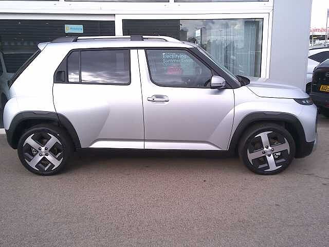 Hyundai INSTER 85kW 02 49kWh 5dr Auto Aero Silver