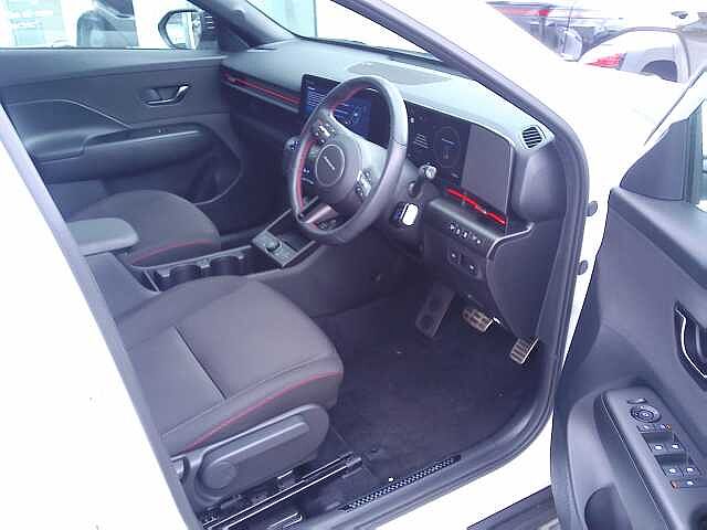 Hyundai KONA 1.0T N Line 5dr DCT Atlas White