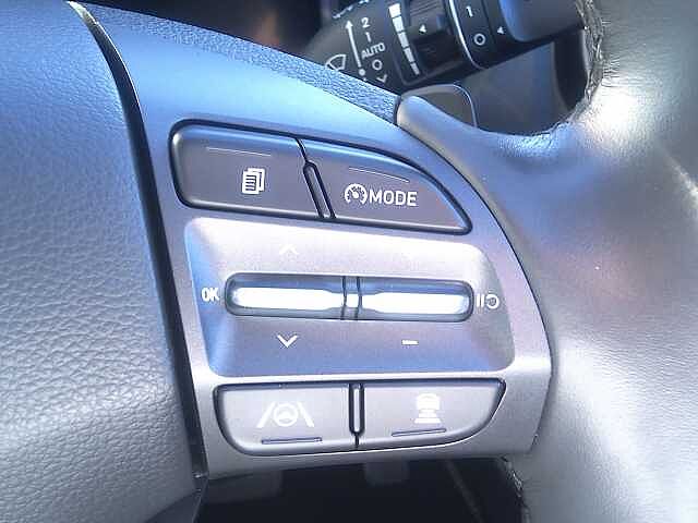 Hyundai KONA 1.6 GDi Hybrid Ultimate 5dr DCT Surfy Blue