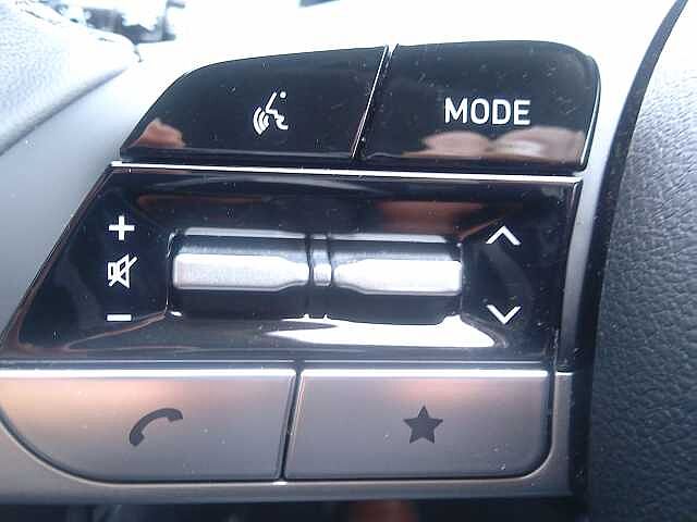 Hyundai TUCSON 1.6 TGDi Hybrid 230 Premium 5dr 2WD Auto Dark Knight