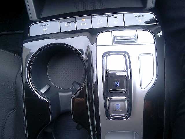 Hyundai TUCSON 1.6 TGDi Hybrid 230 Premium 5dr 2WD Auto Dark Knight