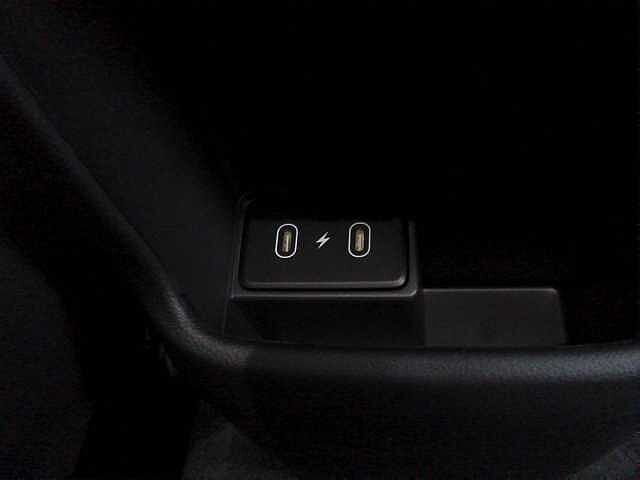 Hyundai KONA 1.6T 138 Ultimate 5dr DCT Red