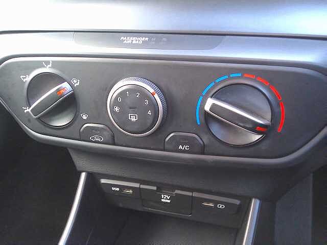 Hyundai BAYON 1.0 TGDi 48V MHEV SE Connect 5dr