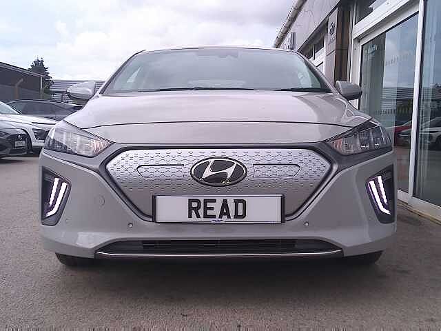 Hyundai IONIQ 100kW Premium SE 38kWh 5dr Auto