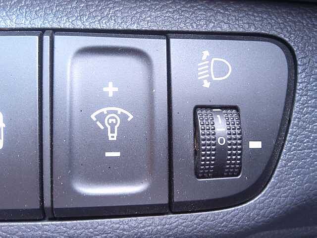 Hyundai IONIQ 100kW Premium SE 38kWh 5dr Auto