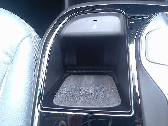 Hyundai IONIQ 100kW Premium SE 38kWh 5dr Auto