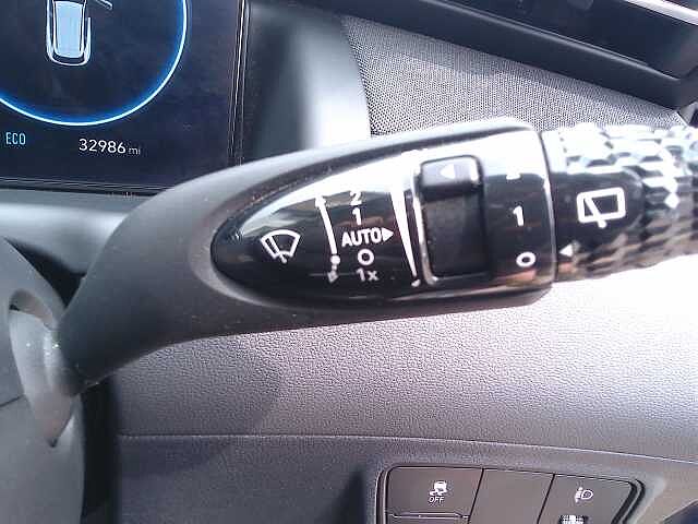 Hyundai TUCSON 1.6 TGDi Hybrid 230 Premium 5dr 2WD Auto Engine Red