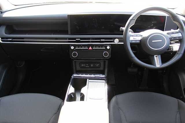 Hyundai TUCSON Advance 1.6T MHEV DCT Engine Red