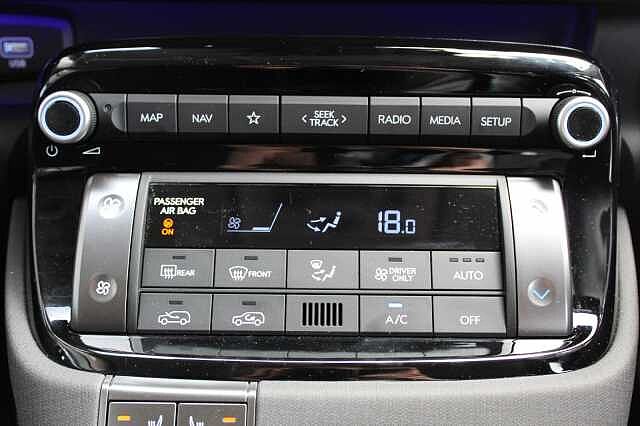 Hyundai INSTER 02 49 kWh Atlas White