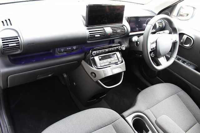 Hyundai INSTER 02 49 kWh Atlas White