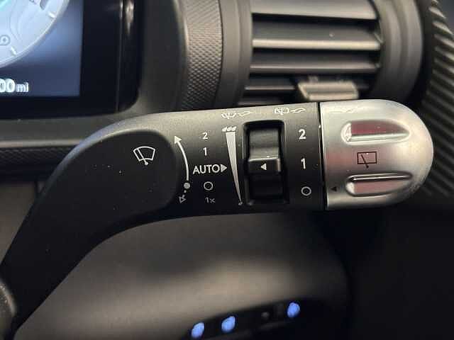 Hyundai INSTER 02 49kWh WHITE