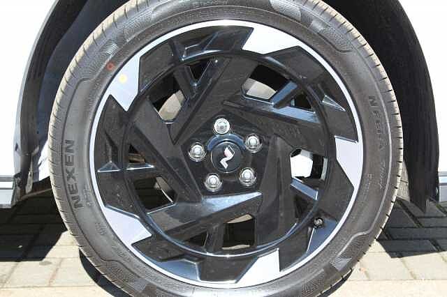 Hyundai KONA ELECTRIC N Line 65kwh Serenity White