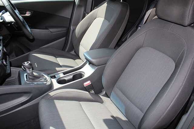 Hyundai KONA HYBRID Premium 1.6 GDI HEV Pulse Red