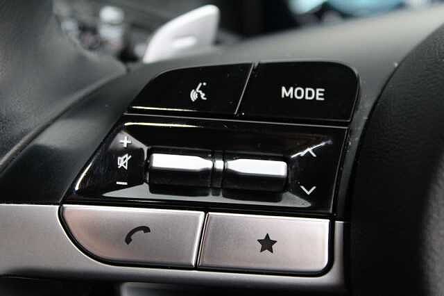 Hyundai TUCSON Premium 1.6 T-GDI 230PS HEV Amazon Grey