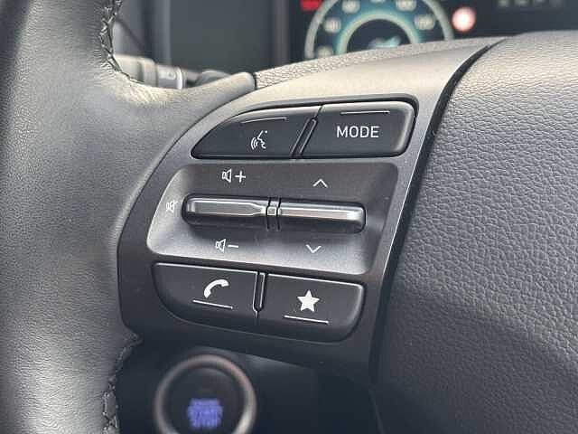 Hyundai KONA Premium 1.6 HEV DCT