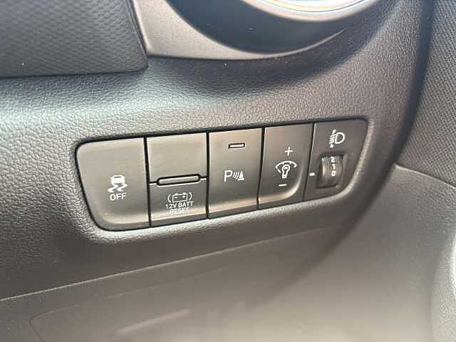 Hyundai KONA Hybrid Premium 1.6 HEV DCT