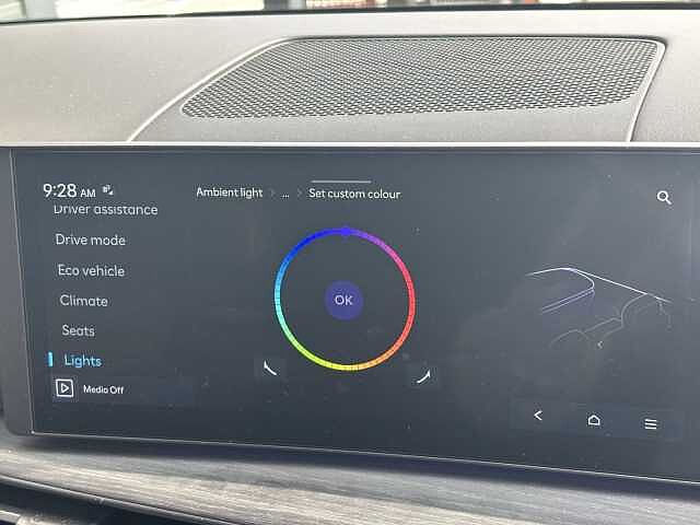 Hyundai SANTA FE Ultimate 1.6 T-GDI HEV 4WD Olive Green