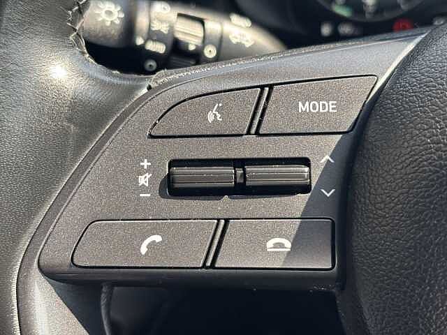 Hyundai BAYON SE Connect 1.0 T-GDI MHEV 48V